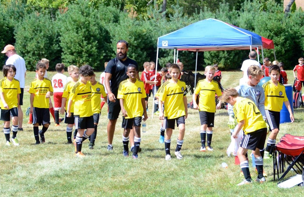 After growing up in London 🇬🇧, I spent a decade as a youth football coach in New Jersey, USA. I mentored players on and off the pitch—building resilience, teamwork, and confidence. Trophies were nice, but the real wins were the long-term relationships with players and their families. That experience shaped how I lead teams and communicate under pressure.